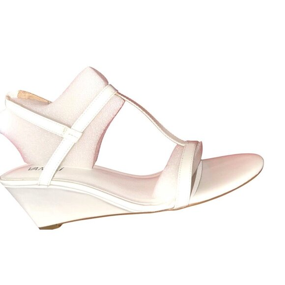 Vaneli Womens White Patent Leather Open Toe T Strap Wedge Sandals Sz 8.5 M New - Picture 7 of 10